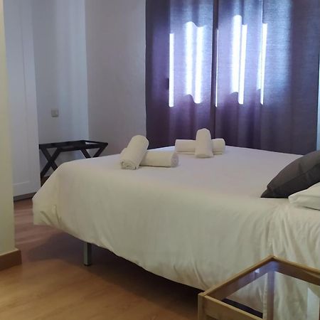 Hostal El Pinar 蒙地卡罗 外观 照片
