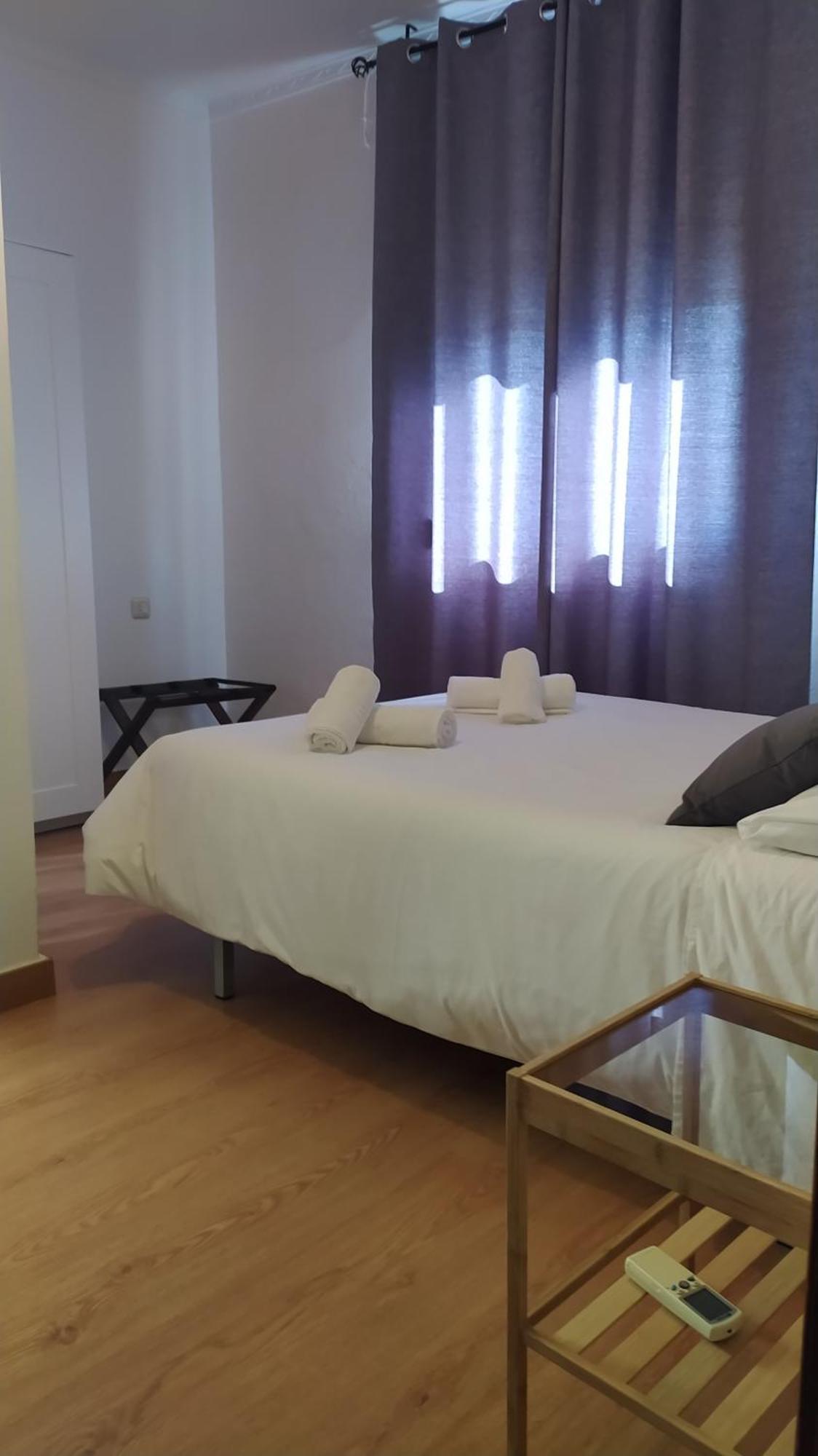 Hostal El Pinar 蒙地卡罗 外观 照片